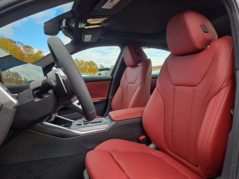 New 2026 BMW 330i xDrive Sedan w/ M Sport Package image 6