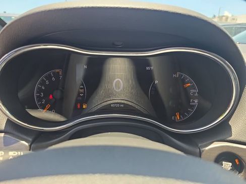 Used 2018 Jeep Grand Cherokee Laredo AWD/4WD image 23