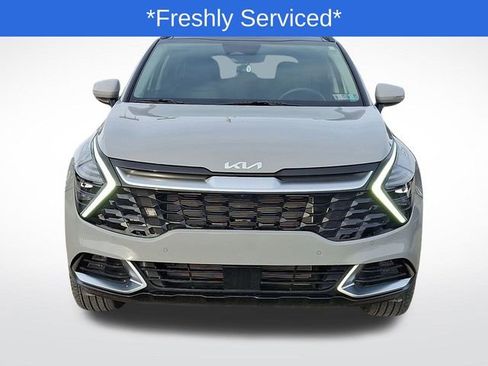 Used 2025 Kia Sportage SX image 2