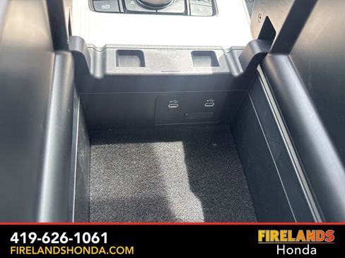 Used 2024 MAZDA CX-90 3.3 Turbo w/ Preferred Package AWD/4WD image 27