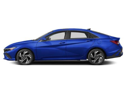 Used 2025 Hyundai Elantra SEL FWD image 3