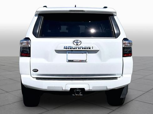 Certified 2024 Toyota 4Runner SR5 Premium w/ Moonroof Package AWD/4WD image 5