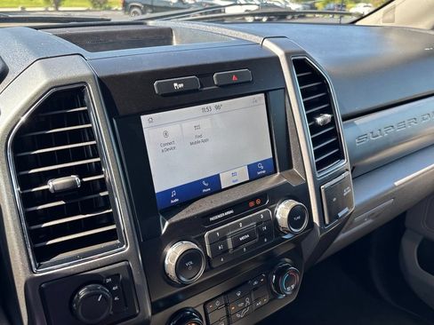 Used 2021 Ford F250 XLT AWD/4WD image 23