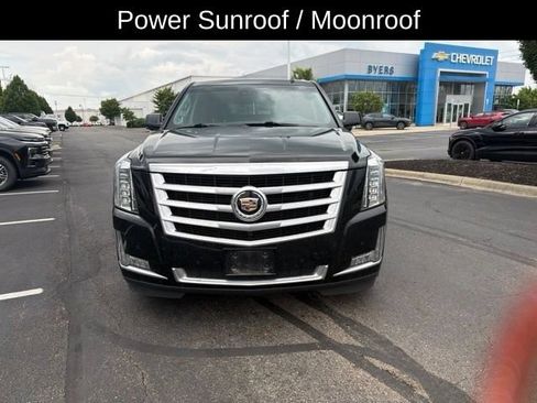 Used 2015 Cadillac Escalade Luxury AWD/4WD image 19