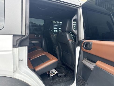 Used 2021 Ford Bronco Outer Banks w/ Sasquatch Package image 8