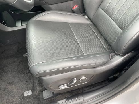 Used 2025 Hyundai Santa Fe SEL FWD image 20