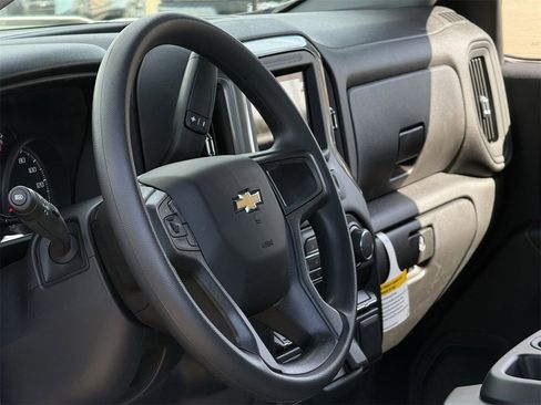 New 2026 Chevrolet Silverado 1500 W/T w/ Trailering Package image 10