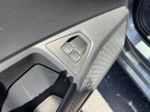 Used 2024 Volkswagen Jetta S FWD image 27