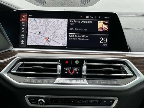 Used 2021 BMW X5 xDrive40i w/ Premium Package 2 AWD/4WD image 18