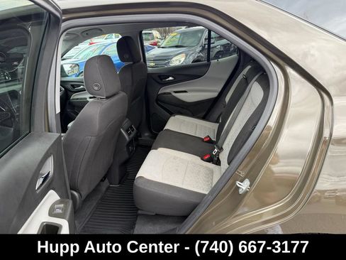 Used 2023 Chevrolet Equinox LT AWD/4WD image 12
