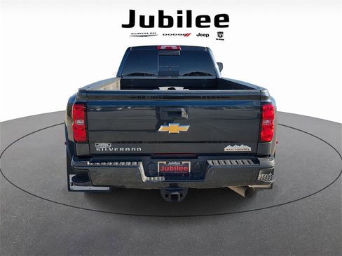 Used 2019 Chevrolet Silverado 3500 High Country w/ Duramax Plus Package image 3
