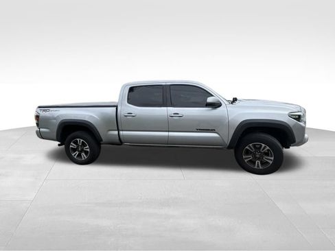 Used 2018 Toyota Tacoma TRD Sport RWD image 15
