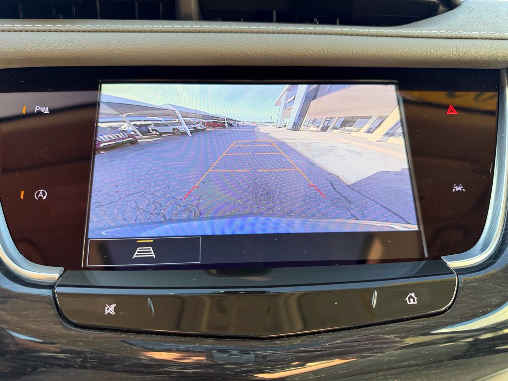 Used 2024 Cadillac XT6 Premium Luxury AWD/4WD image 16