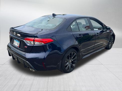Used 2023 Toyota Corolla SE w/ SE Premium Package FWD image 5