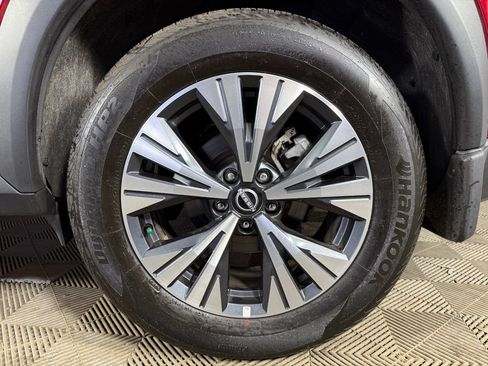 Used 2023 Nissan Rogue SV w/ SV Premium B Package AWD/4WD image 20