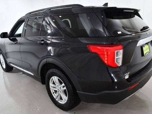 Used 2022 Ford Explorer XLT w/ Equipment Group 202A image 15