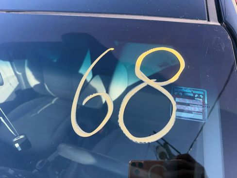 Used 2020 Hyundai Elantra SE image 32