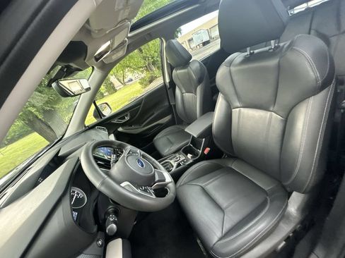 Used 2023 Subaru Forester Limited AWD/4WD image 15