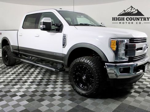 Used 2017 Ford F350 Lariat w/ Lariat Value Package AWD/4WD image 1