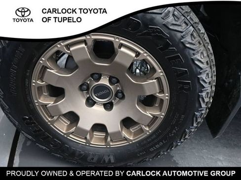 Used 2025 Toyota Tacoma 4x4 Double Cab Hybrid image 38
