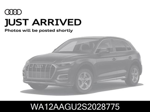 Used 2025 Audi Q5 Premium Plus w/ Premium Plus image 2