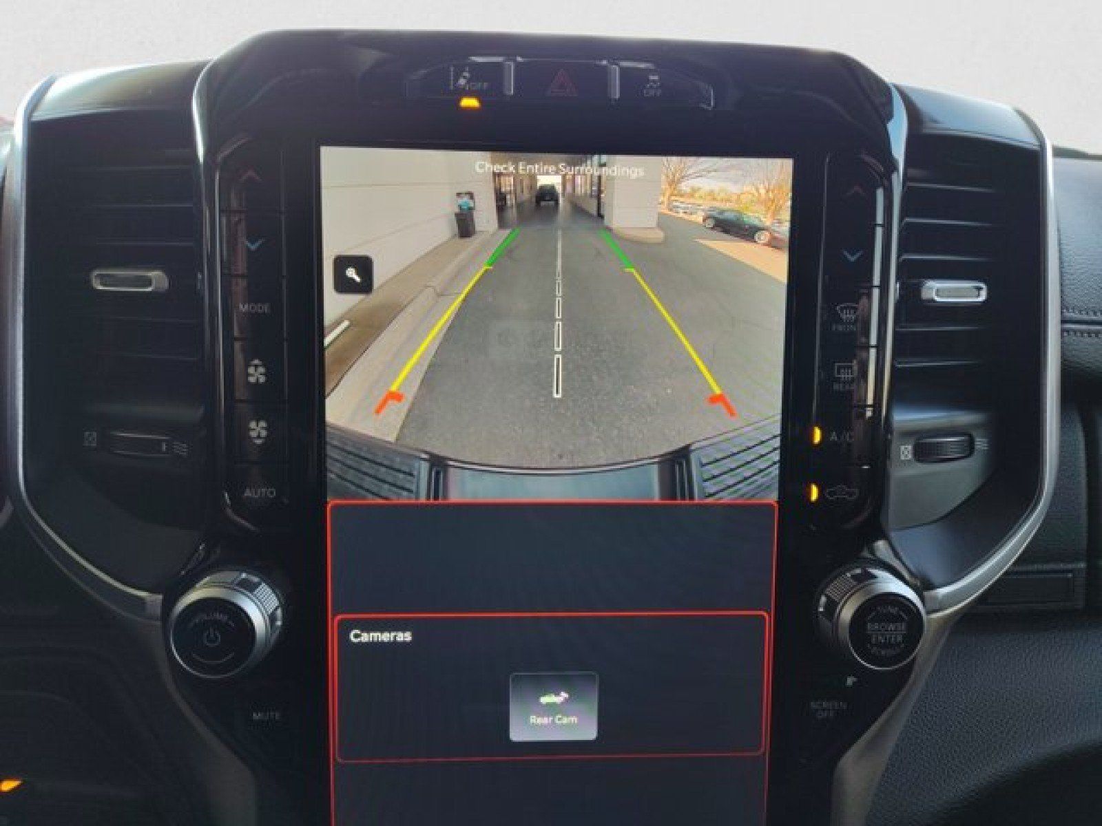 Used 2024 RAM 2500 Laramie w/ Safety Group AWD/4WD image 16