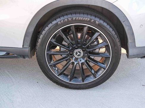 Used 2019 Mercedes-Benz GLA 250 4MATIC image 9