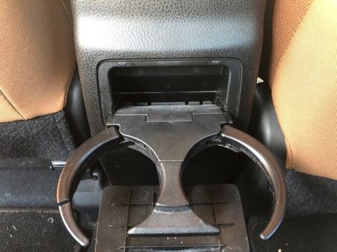 Used 2014 Toyota Corolla LE image 31