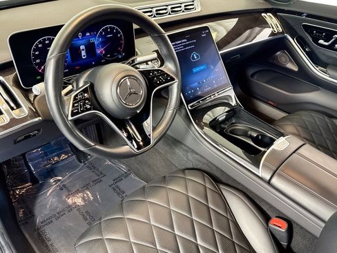 Certified 2022 Mercedes-Benz S 500 4MATIC image 9