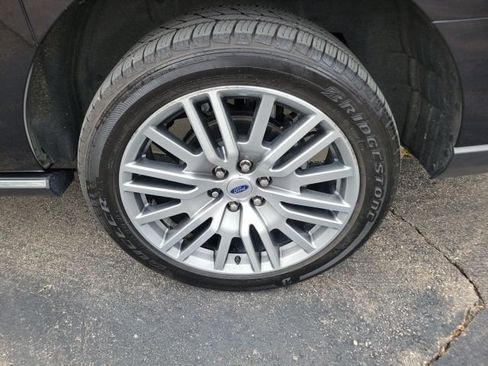 Used 2022 Ford Expedition Max Limited AWD/4WD image 17