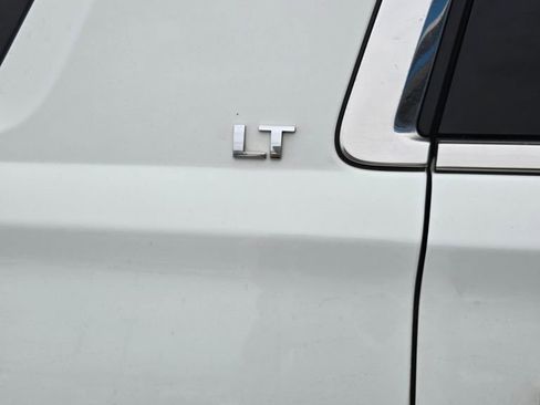 Used 2019 Chevrolet Tahoe LT RWD image 3