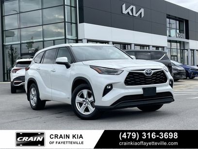 Used 2022 Toyota Highlander LE