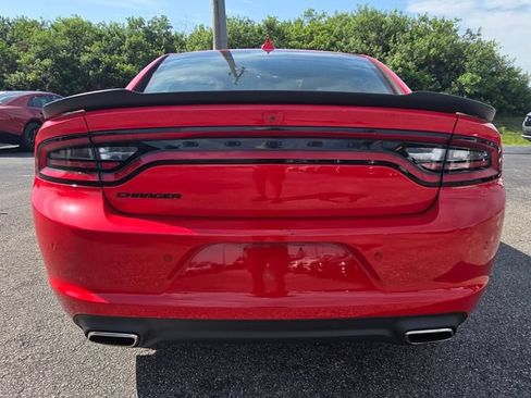 Used 2023 Dodge Charger SXT w/ Blacktop Package RWD image 4