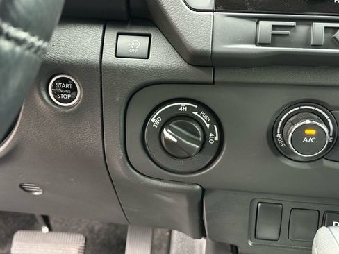 Used 2025 Nissan Frontier S w/ S Utility Package image 19