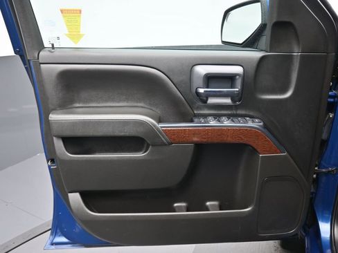 Used 2018 GMC Sierra 1500 SLE w/ SLE Value Package image 9