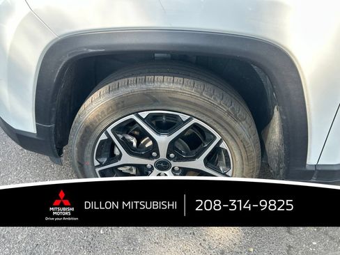 Used 2025 Jeep Compass Limited AWD/4WD image 30