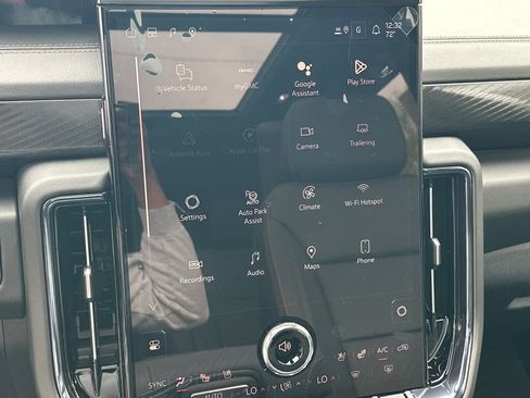 New 2026 GMC Yukon AT4 w/ AT4 Premium Plus Package image 30