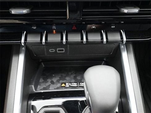 New 2026 Chevrolet Colorado LT w/ LT Convenience Package image 21