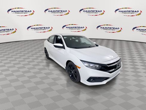 Used 2019 Honda Civic Sport image 2