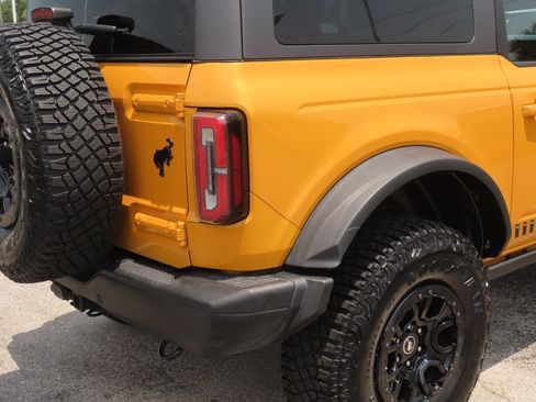 Used 2021 Ford Bronco First Edition AWD/4WD image 12