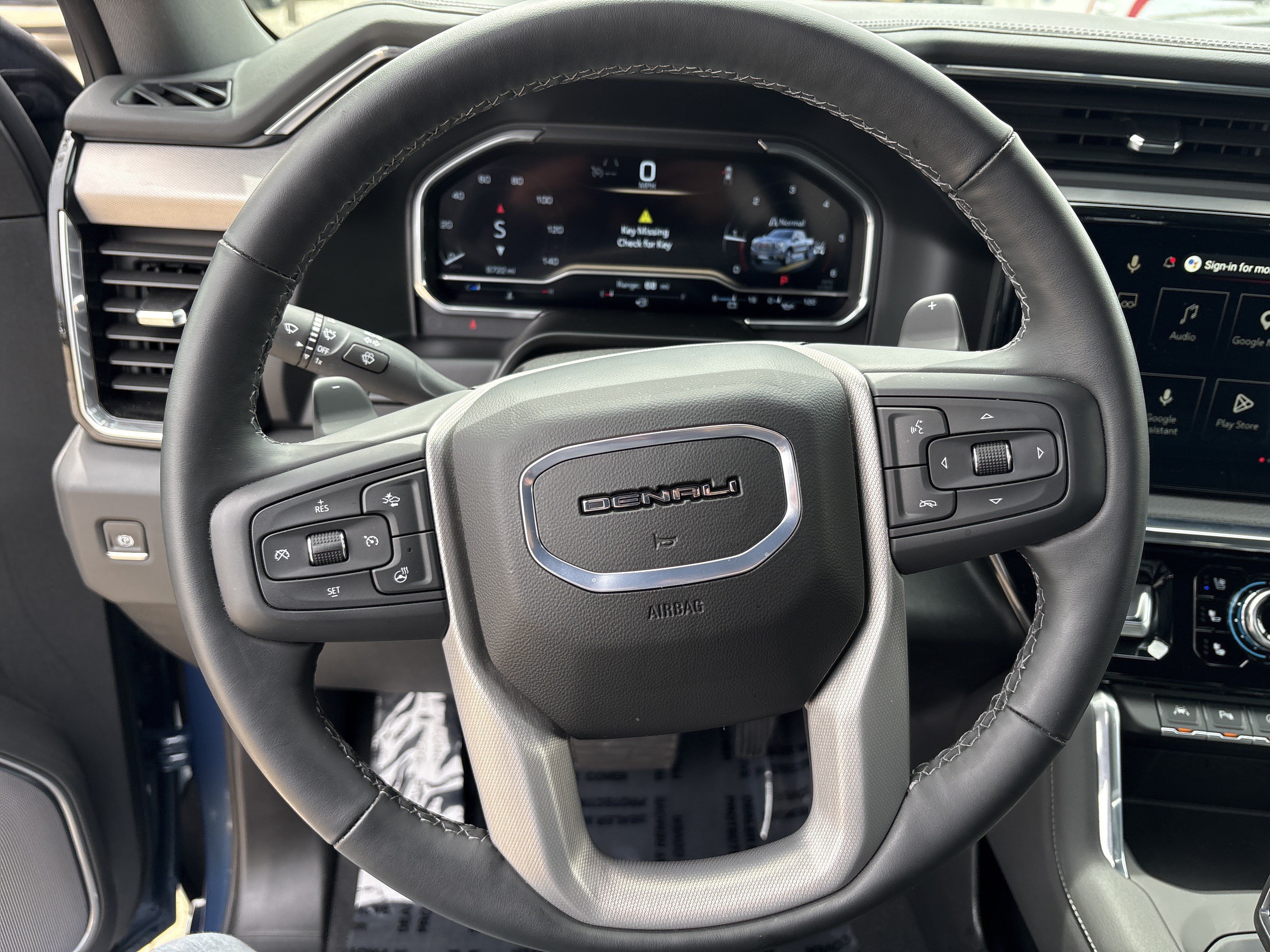 Used 2025 GMC Sierra 1500 Denali w/ Technology Package AWD/4WD image 21
