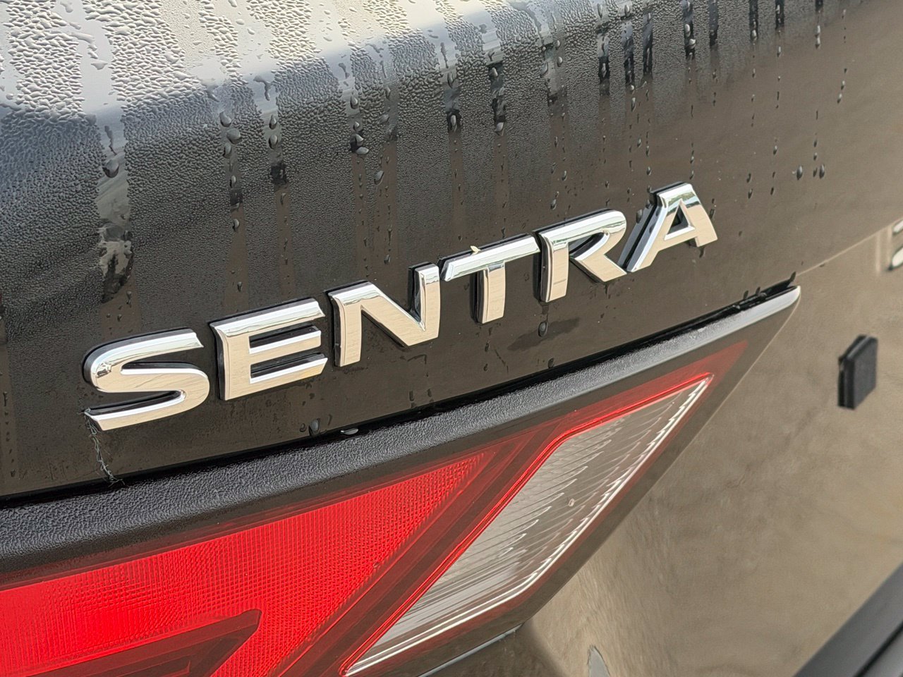 Certified 2025 Nissan Sentra SV FWD image 9