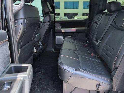 Used 2023 Ford F250 Platinum AWD/4WD image 12