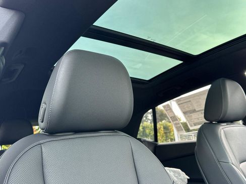 New 2026 Audi Q8 Premium Plus image 16