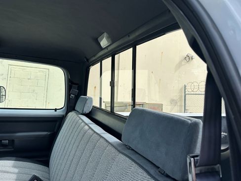 Used 1991 Dodge D/W Truck 250 image 34