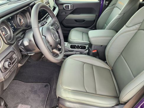 New 2026 Jeep Gladiator Mojave AWD/4WD image 12