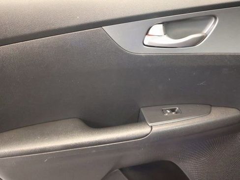 Used 2021 Kia Forte LXS image 29