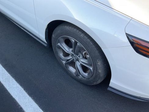 Used 2024 Honda Accord EX image 3