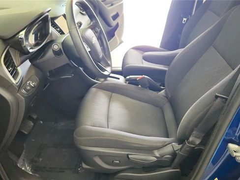 Used 2019 Chevrolet Trax LT image 23