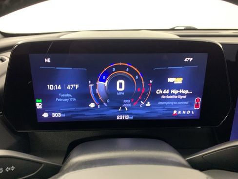 Used 2025 Chevrolet Traverse LT image 19